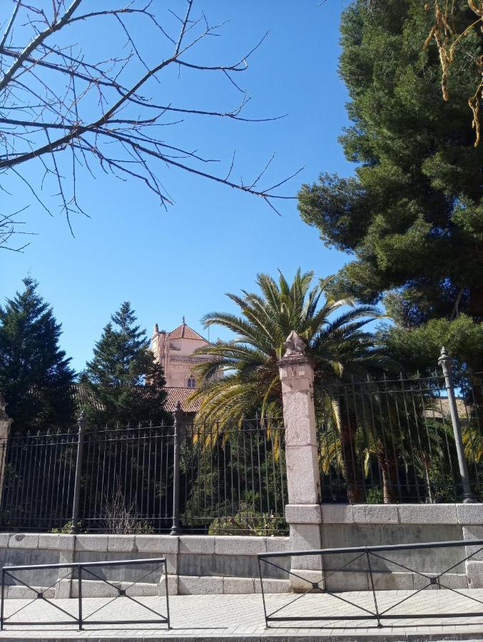 Apartamento Cueva LA TARACEA Granada Exterior foto